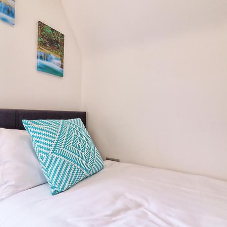 Writtle Massive 4 Bedroom Apartment With Parking In Gorgeous Countryside Location & Short Drive To Chelmsford City Centre Contractors Welcome Εξωτερικό φωτογραφία