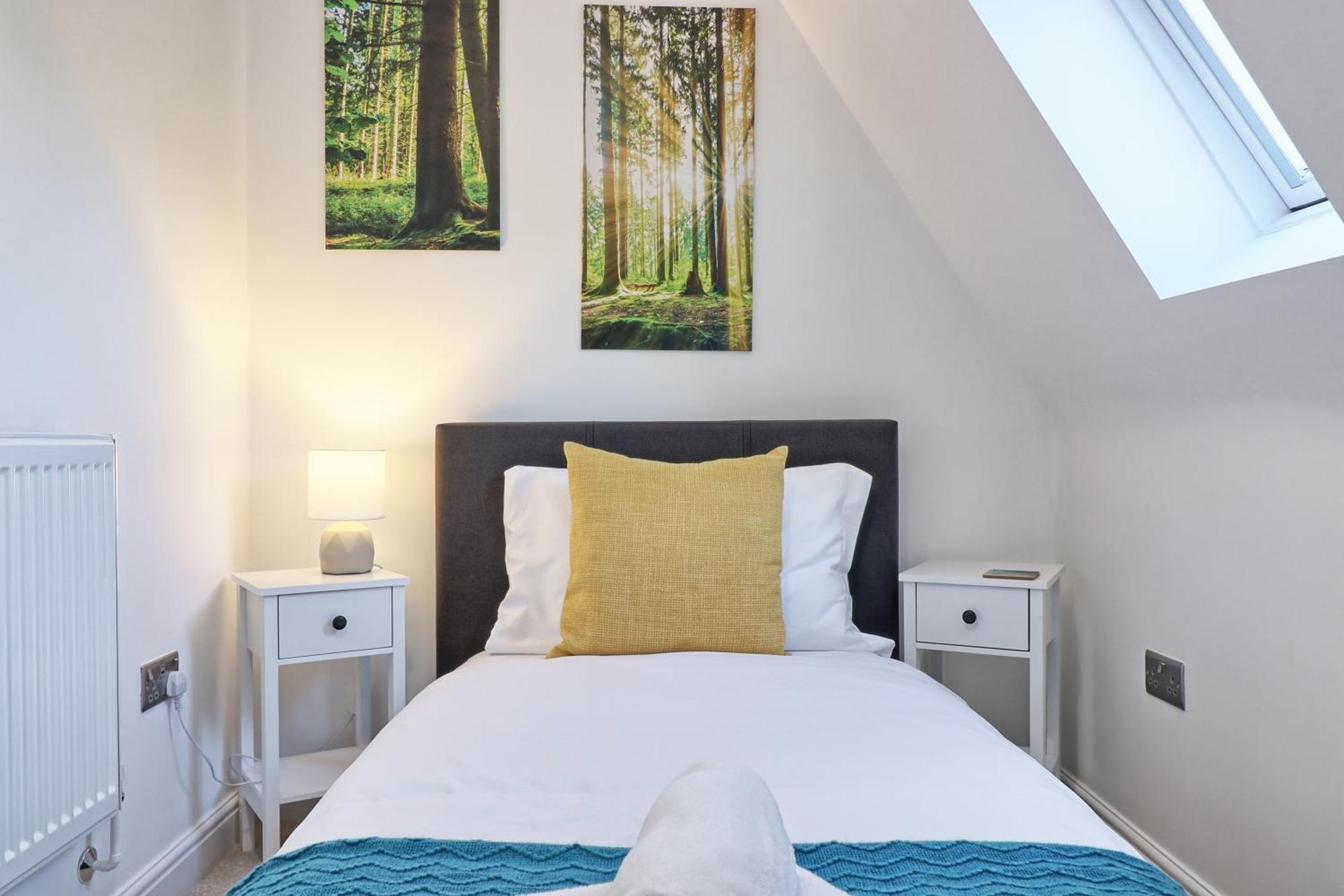 Writtle Massive 4 Bedroom Apartment With Parking In Gorgeous Countryside Location & Short Drive To Chelmsford City Centre Contractors Welcome Εξωτερικό φωτογραφία