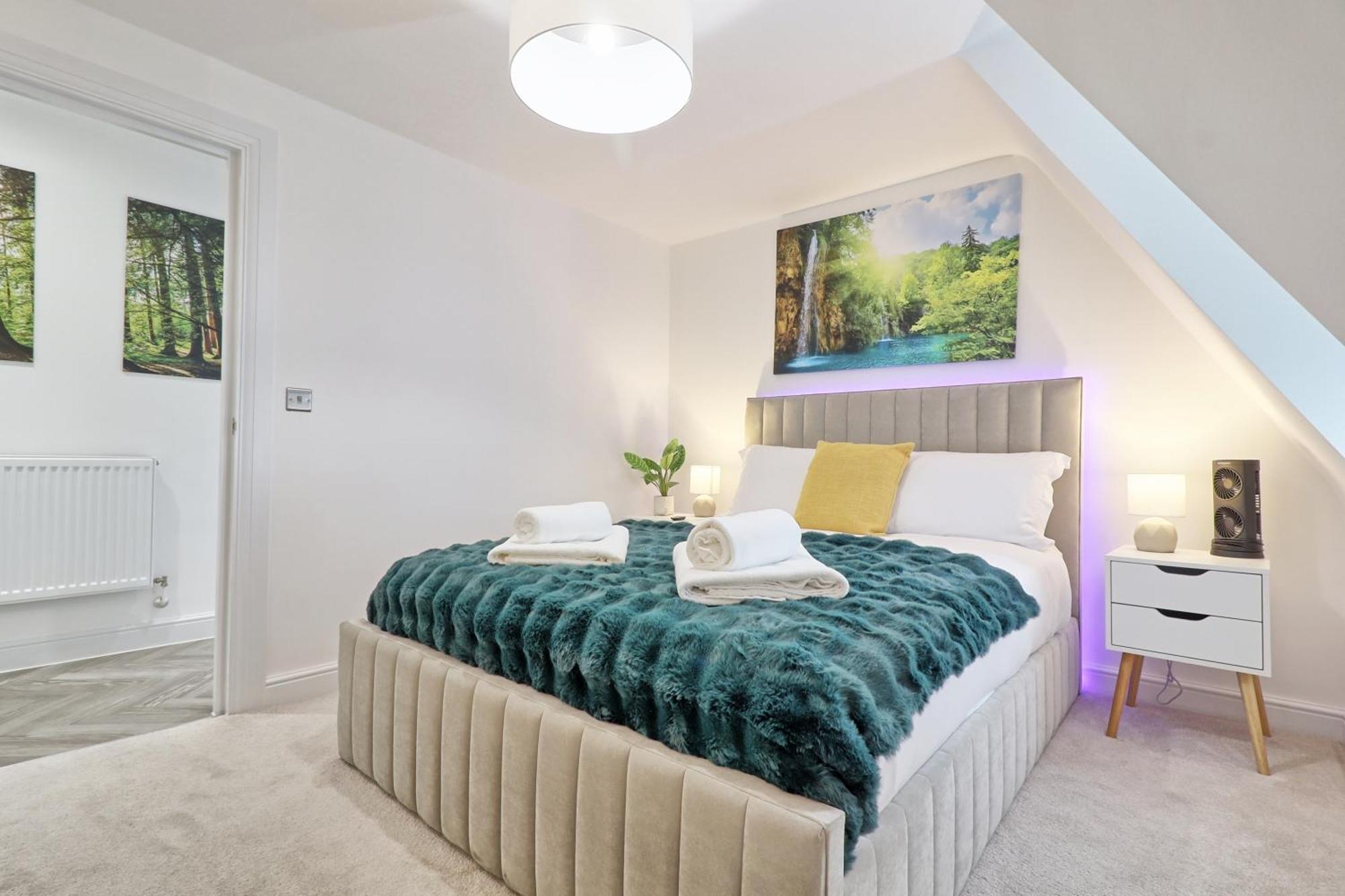 Writtle Massive 4 Bedroom Apartment With Parking In Gorgeous Countryside Location & Short Drive To Chelmsford City Centre Contractors Welcome Εξωτερικό φωτογραφία