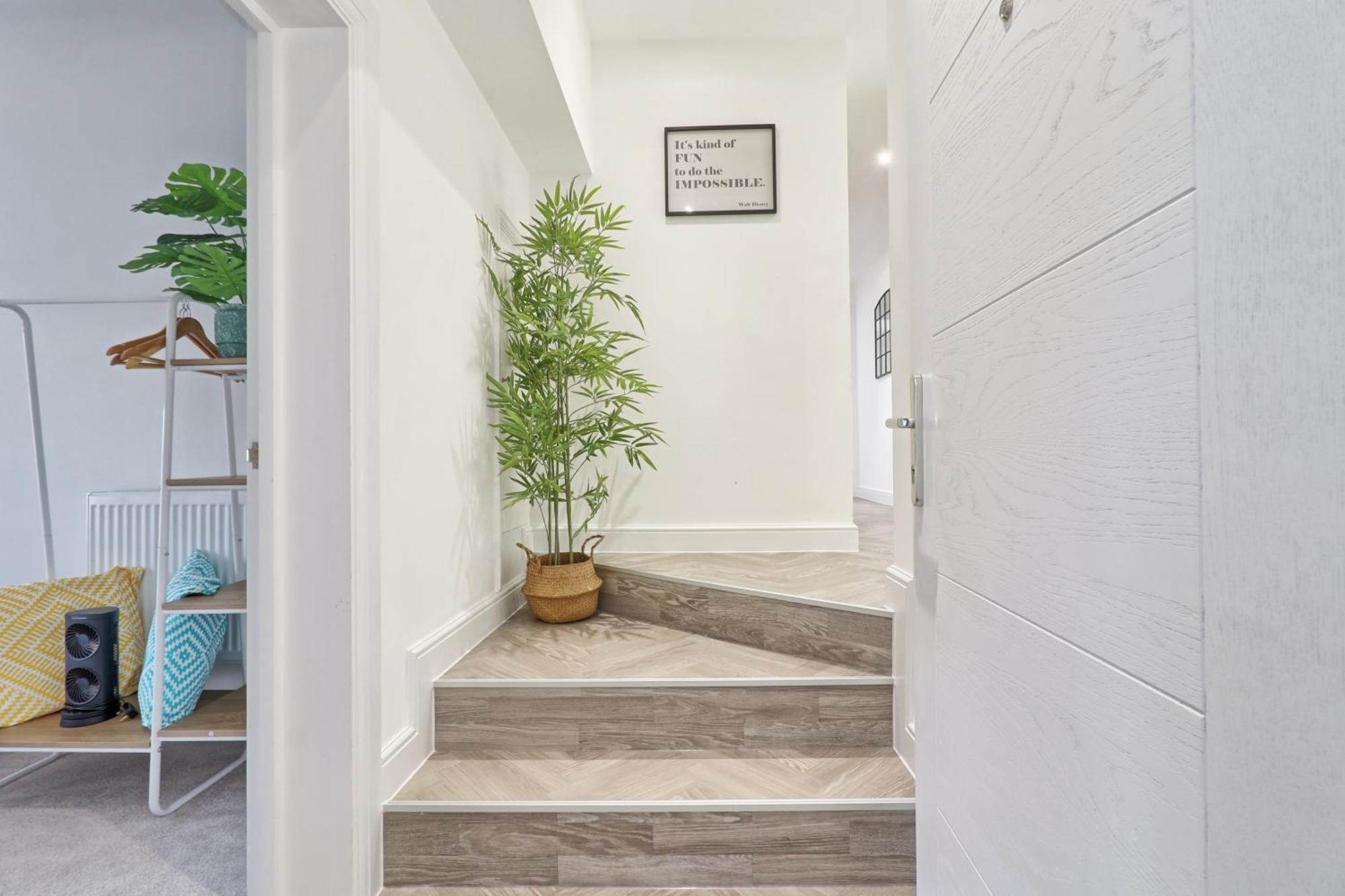 Writtle Massive 4 Bedroom Apartment With Parking In Gorgeous Countryside Location & Short Drive To Chelmsford City Centre Contractors Welcome Εξωτερικό φωτογραφία