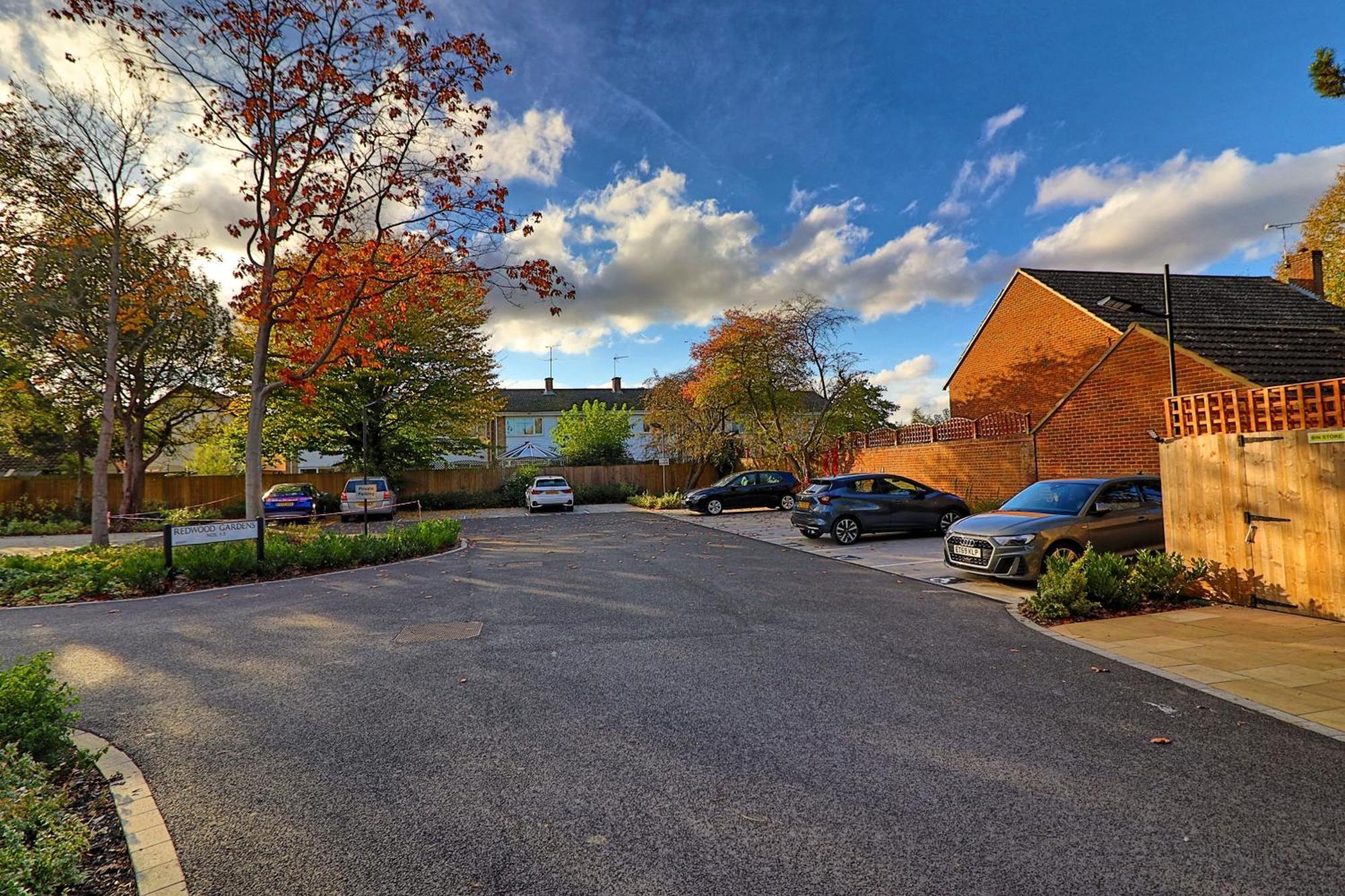 Writtle Massive 4 Bedroom Apartment With Parking In Gorgeous Countryside Location & Short Drive To Chelmsford City Centre Contractors Welcome Εξωτερικό φωτογραφία