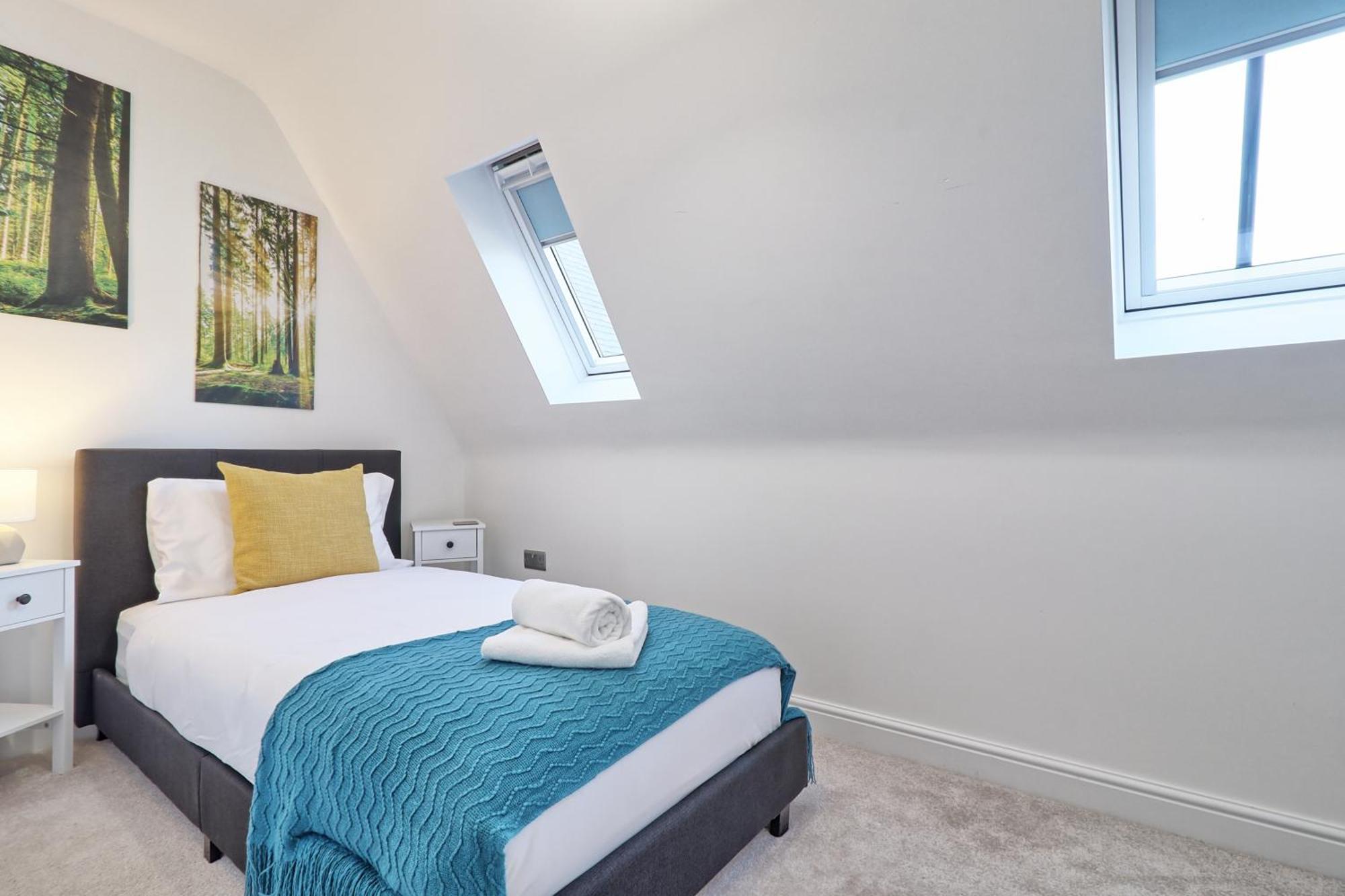 Writtle Massive 4 Bedroom Apartment With Parking In Gorgeous Countryside Location & Short Drive To Chelmsford City Centre Contractors Welcome Εξωτερικό φωτογραφία