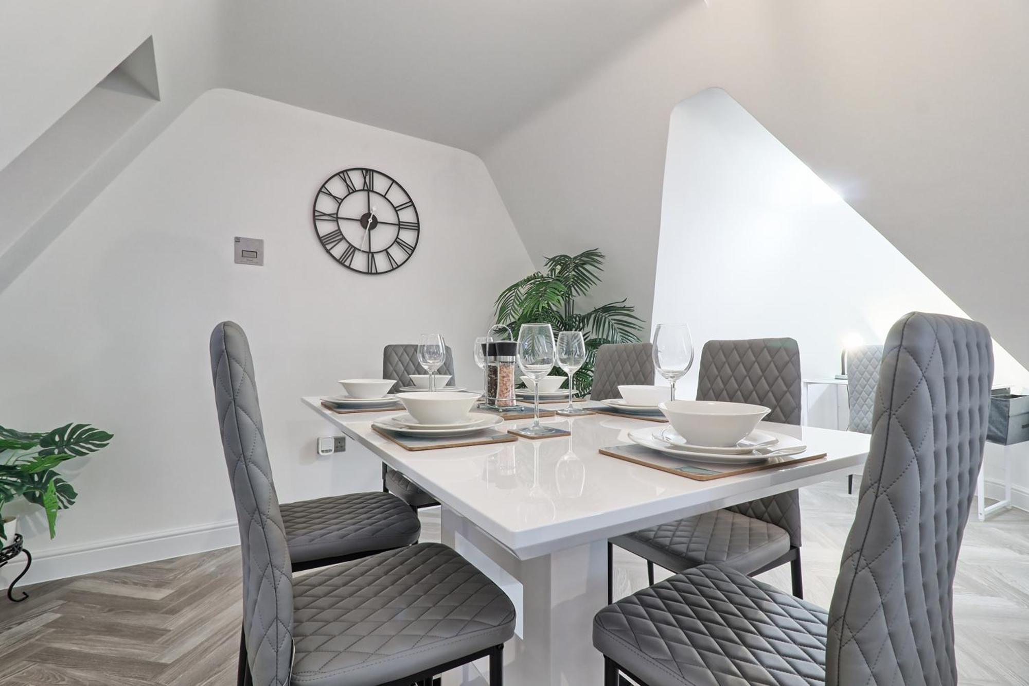 Writtle Massive 4 Bedroom Apartment With Parking In Gorgeous Countryside Location & Short Drive To Chelmsford City Centre Contractors Welcome Εξωτερικό φωτογραφία