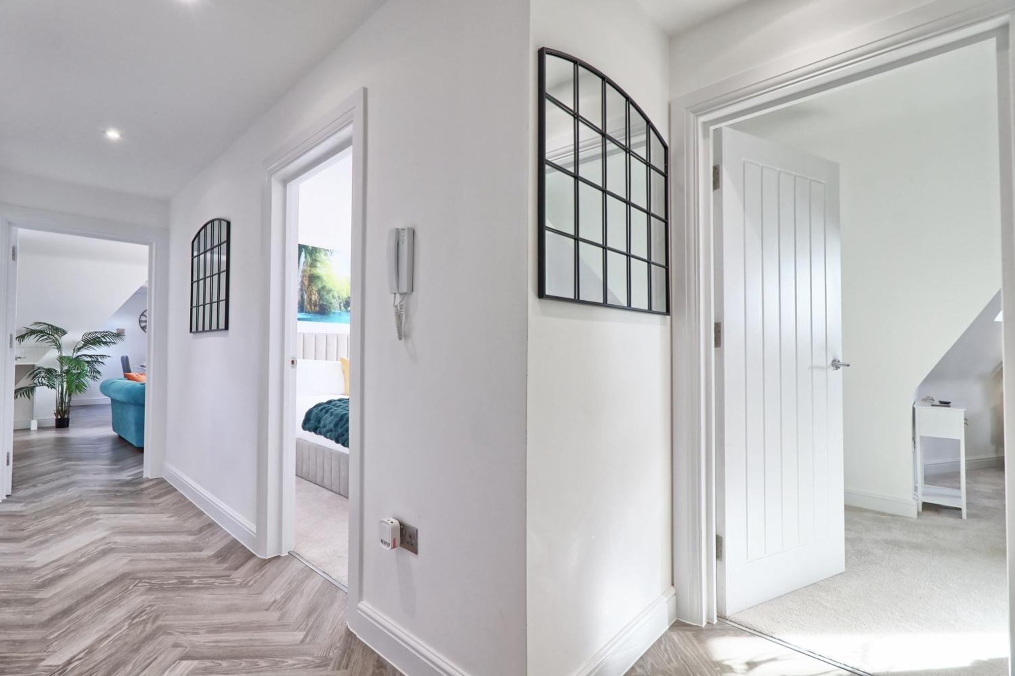 Writtle Massive 4 Bedroom Apartment With Parking In Gorgeous Countryside Location & Short Drive To Chelmsford City Centre Contractors Welcome Εξωτερικό φωτογραφία